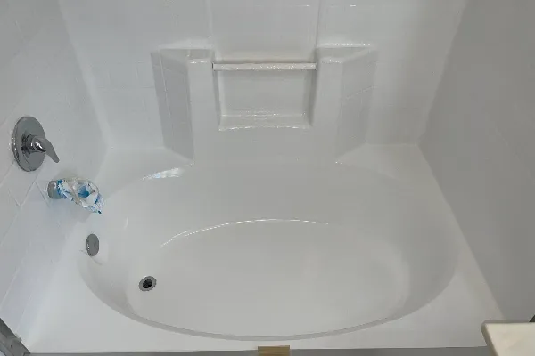 Bathtub Reglazing